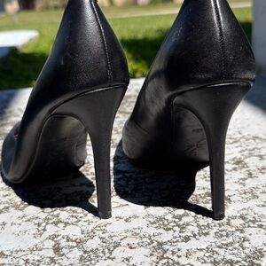 Nine West Classic Black Heels